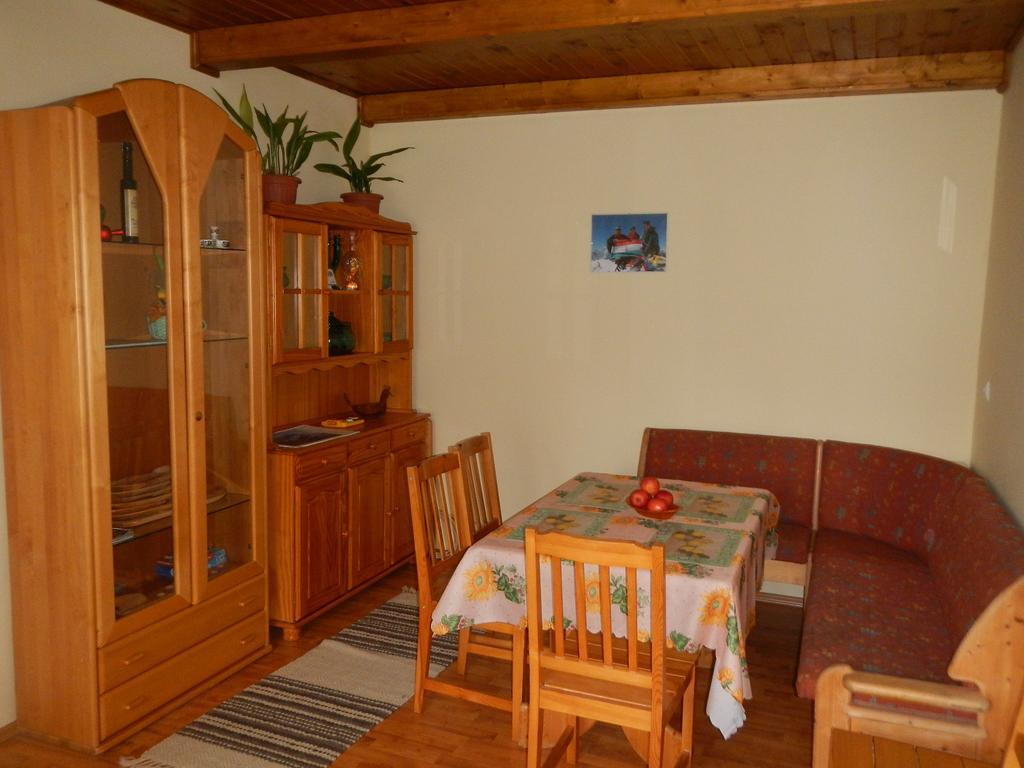 Zergeboglar Vendeghaz Villa ซิลวาชวาร็อด ห้อง รูปภาพ